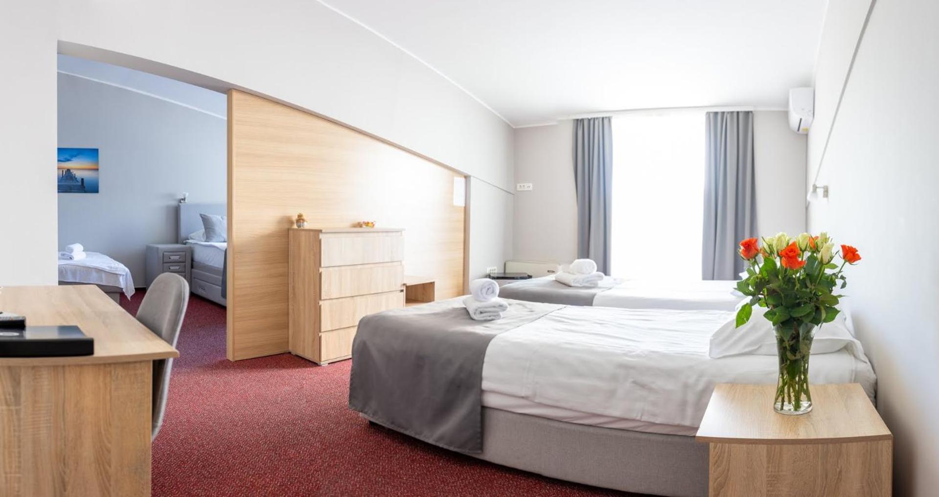 Hotel Dolenjc โนโวเมสโต ภายนอก รูปภาพ