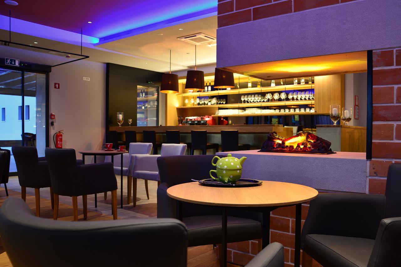Hotel Dolenjc โนโวเมสโต ภายนอก รูปภาพ