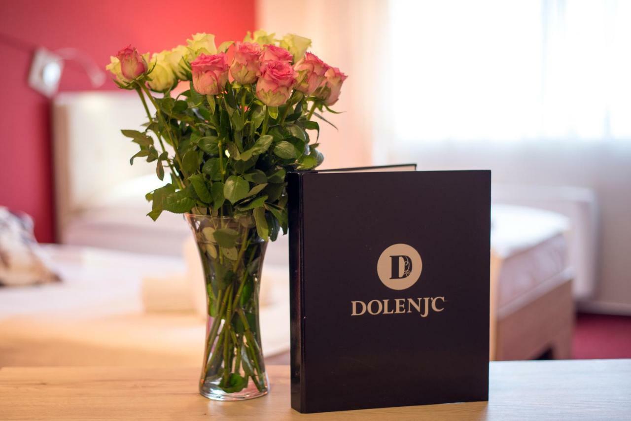 Hotel Dolenjc โนโวเมสโต ภายนอก รูปภาพ